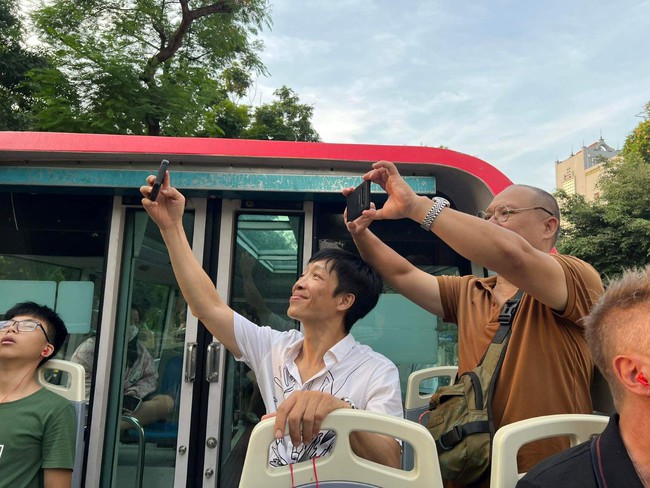 Ký ức Hà Nội: Nhớ về Thủ đô xưa với những cung đường xe buýt - Ảnh 4.