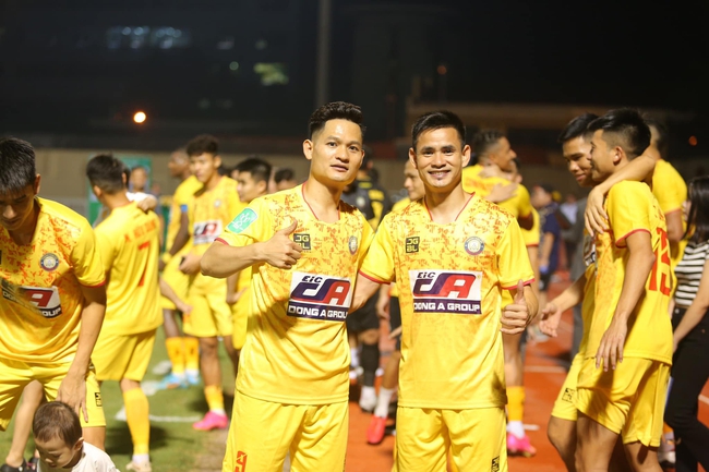 CLB Phú Thọ chiêu mộ tiền đạo từng thi đấu tại giải Thai League - Ảnh 2.