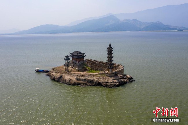 Bí ẩn hồ Bà Dương ở Trung Quốc: Đáy hồ có thủy quái, cổng không gian?- Ảnh 5.