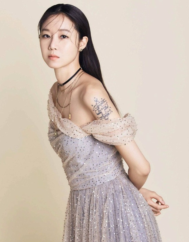 "Chị đẹp" Gong Hyo Jin: Giàu có, hôn nhân viên mãn bên chồng kém 10 tuổi- Ảnh 2.