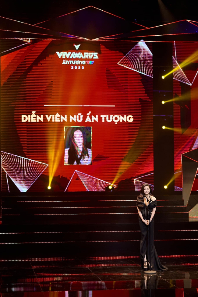 Kiều Anh hé lộ vai diễn khác hẳn Phương &quot;Gia đình mình vui bất thình lình&quot; sau khi giành giải VTV Awards 2023 - Ảnh 2.