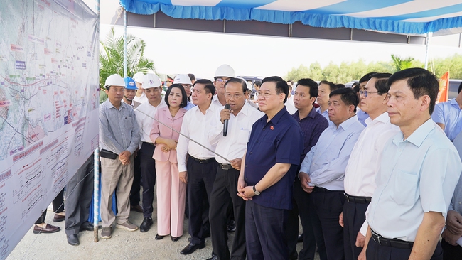 Chủ tịch Quốc hội yêu cầu thần tốc triển khai dự án cao tốc Biên Hòa - Vũng Tàu- Ảnh 2.