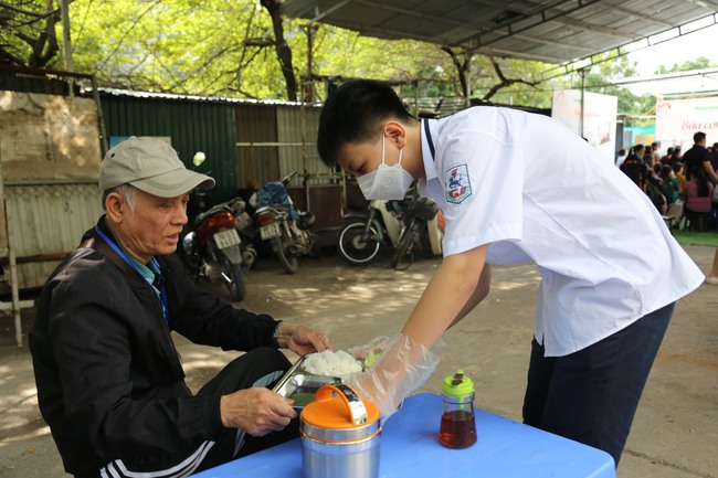 Học trò Trường THCS Giảng Võ kết nối cùng sẻ chia- Ảnh 11.