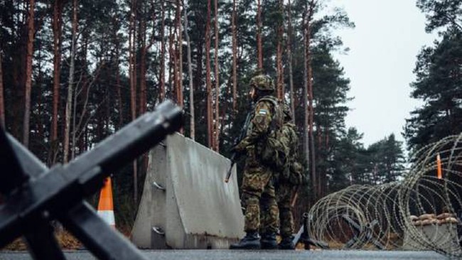 Các thành viên NATO xây dựng 'hầm bê tông' ở biên giới Nga- Ảnh 1.