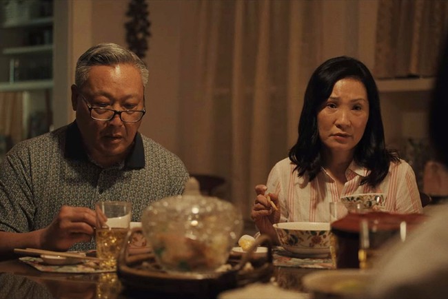 Phim có 2 nữ diễn viên mang dòng máu Việt giành chiến thắng rực rỡ tại Emmy 2024 - Ảnh 1.