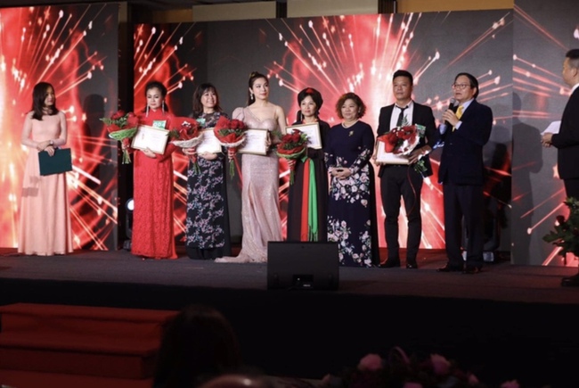 NSND Thanh Hoa: Gala "Tôi yêu tiếng nước tôi" sẽ quy tụ thí sinh của 9 quốc gia- Ảnh 1.