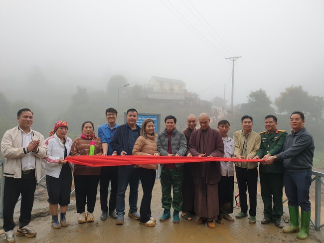 Huyện vùng cao Phù Yên khánh thành cầu dân sinh vượt lũ- Ảnh 3.