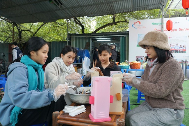 Tình người nở hoa qua suất cơm 0 đồng- Ảnh 5.