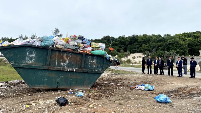 Hội NDVN khảo sát dự án phân loại, thu gom rác thải sinh hoạt nông thôn 4,5 tỷ đồng tại TT-Huế - Ảnh 1.