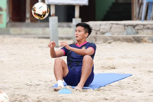 Rời Khánh Hoà, cựu hậu vệ U19 Việt Nam gia nhập CLB Bình Định?- Ảnh 2.