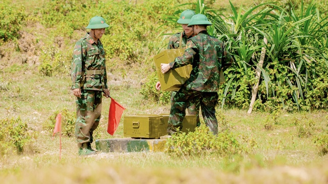 Sao nhập ngũ: Mai Tài Phến sợ hãi rút lại lời thách đấu sau khi đối thủ công khai cân nặng- Ảnh 3.