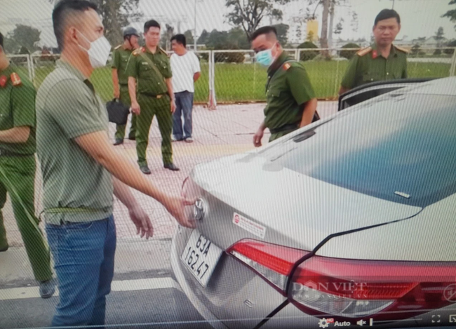 TIN NÓNG 24 GIỜ QUA: Nghi án chồng giết vợ và con trai gần 1 tuổi; bắt nguyên Thứ trưởng Bộ Công Thương- Ảnh 9.