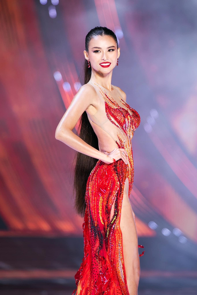 Nhan sắc quyến rũ, lôi cuốn của mỹ nhân lọt Top 5 Hoa hậu Hoàn vũ Việt Nam vừa được bạn trai cầu hôn- Ảnh 9.