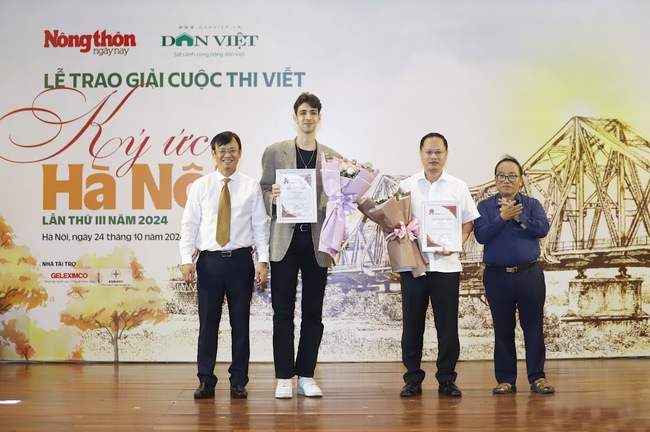 "Trải lòng" của những vị khách nước ngoài dự Lễ trao giải Cuộc thi viết Ký ức Hà Nội- Ảnh 1.