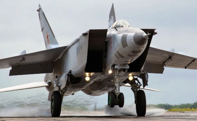 MiG-25: Khi "chim sắt Nga" trở thành "cơn ác mộng" của phương Tây - Ảnh 1.