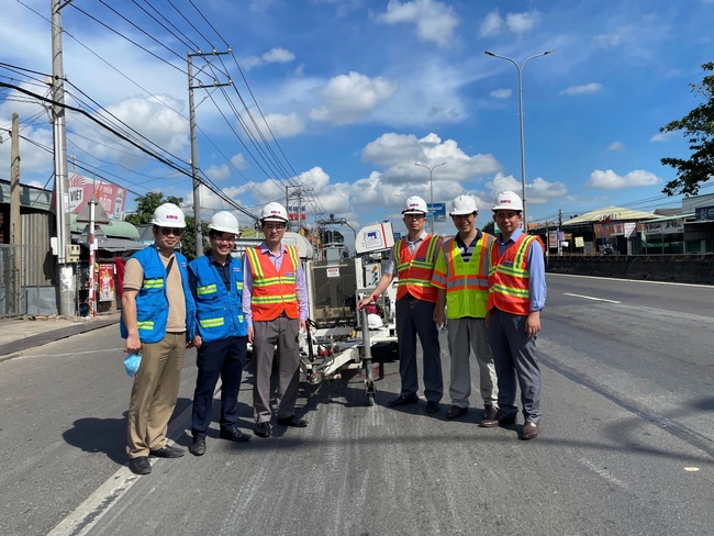 Trường Đại học Công nghệ GTVT tham gia xây dựng tiêu chuẩn quốc gia cho bê tông nhựa chặt tái chế nóng - Ảnh 2.