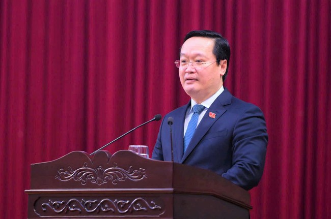 Chủ tịch Nguyễn Đức Trung được bầu giữ chức Bí thư Tỉnh ủy Nghệ An với số phiếu tuyệt đối 100%- Ảnh 1.