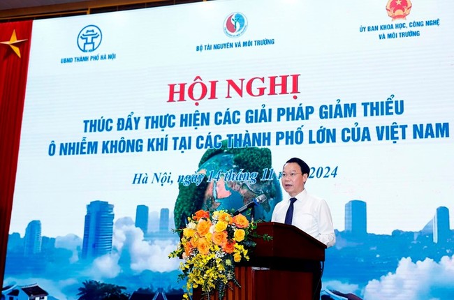 Bộ TN-MT: Hà Nội, TP. HCM đang ô nhiễm không khí nghiêm trọng - Ảnh 1.