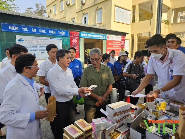 Điện Biên: Làm tốt công tác đền ơn, đáp nghĩa và chính sách đối với người có công với cách mạng   - Ảnh 1.