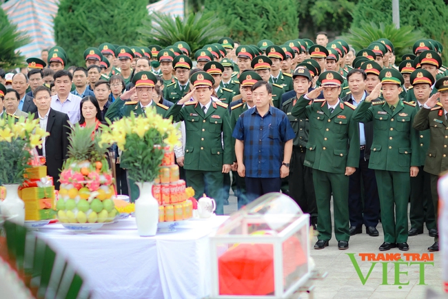 Điện Biên: Làm tốt công tác đền ơn, đáp nghĩa và chính sách đối với người có công với cách mạng   - Ảnh 2.