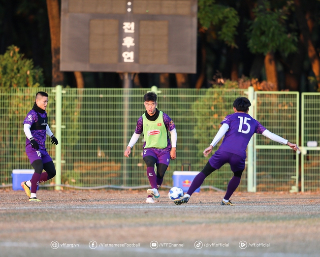 Tin chiều 25/11: “Di sản” thời HLV Park Hang-seo trở thành “pháo cứu sinh” ở ĐT Việt Nam? - Ảnh 1.