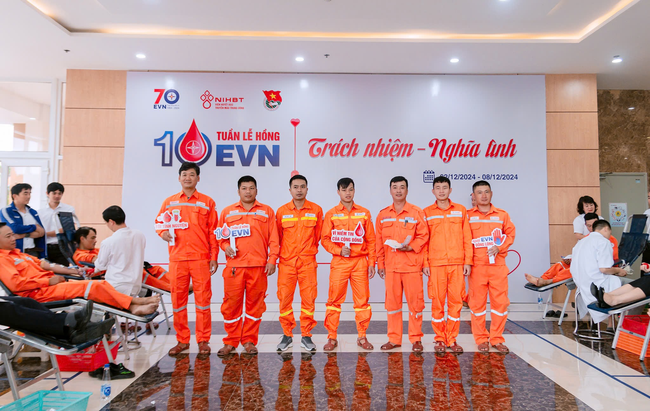 CBCNV Điện lực Thừa Thiên Huế hiến 193 đơn vị máu nhân Tuần lễ hồng EVN lần thứ X năm 2024 - Ảnh 4.