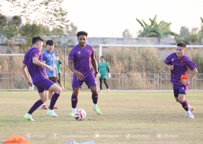 FIFA công nhận ASEAN Cup là giải đấu chính thức nhờ cầu thủ nhập tịch? - Ảnh 2.