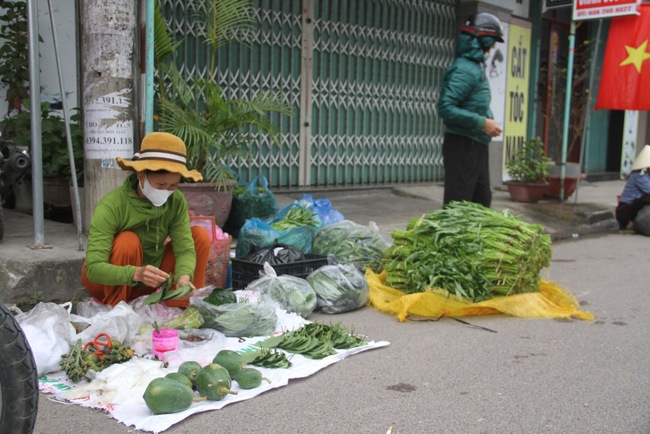 Chợ huyện "độc nhất vô nhị" ở Bình Định, chỉ họp duy nhất ngày Mùng 1 Tết Nguyên đán- Ảnh 8.