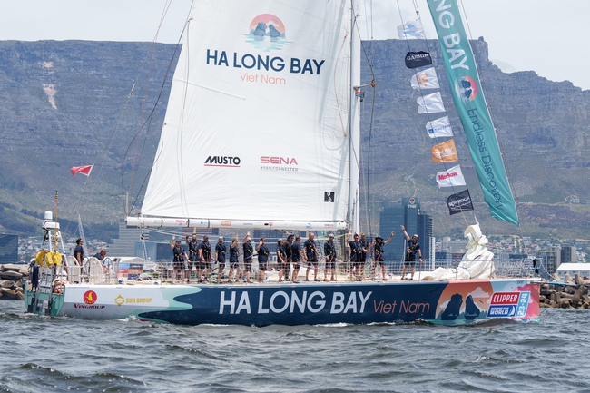 Những đội đua thuyền buồm Clipper Race đầu tiên đến Hạ Long- Ảnh 4.