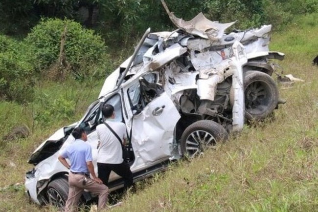 TIN NÓNG 24 GIỜ QUA: Tai nạn 3 người chết trên cao tốc ở TT-Huế; khởi tố đối tượng tông bị thương CSGT- Ảnh 1.