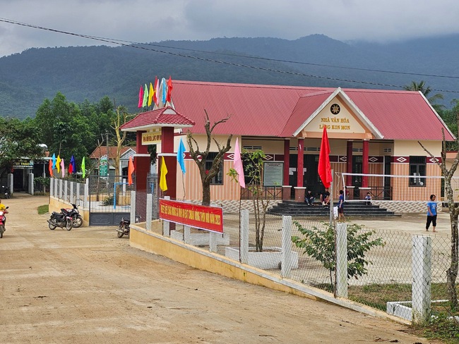 Một xã ở Bình Định có 90% dân số là người dân tộc Bana về đích nông thôn mới vì điều bất ngờ- Ảnh 5.