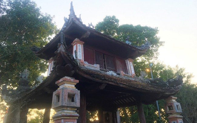 Một làng ở Nghệ An có một ngôi đền cổ, kiến trúc diễm lệ, thiên hạ mê nhất là nghi môn kiểu cung đình- Ảnh 4.