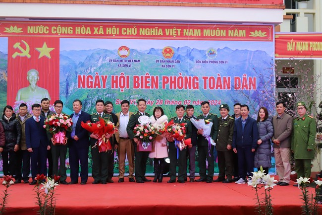 Ngày hội Biên phòng toàn dân ở một vùng biên giới Hà Giang- Ảnh 1.