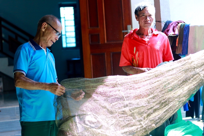 Săn "cục vàng biết bơi" ngoài Biển Đông-loài cá tiền tỷ ở Việt Nam, nhiều nhà ở Hà Tĩnh đổi đời- Ảnh 1.