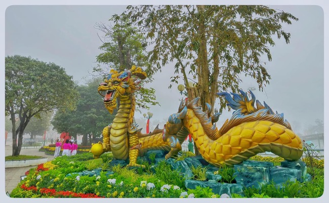 Rồng vàng Bình Định "cuồn cuộn" bên hồ sinh thái đẹp nhất huyện trung du, được khen rất "thần thái, có hồn"- Ảnh 4.
