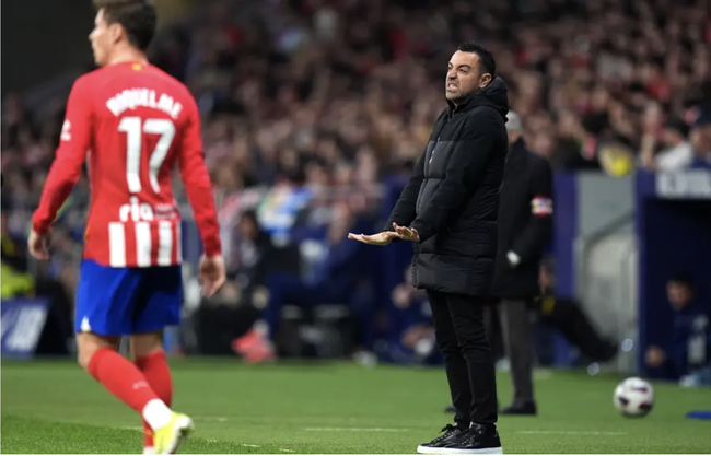 Barcelona vùi dập Atletico Madrid 3-0, HLV Xavi nói gì về thẻ đỏ?- Ảnh 2.