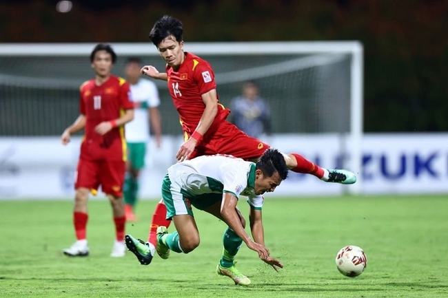 [TRỰC TIẾP]  ĐT Indonesia vs ĐT Việt Nam (1-0): Nỗi thất vọng kéo dài- Ảnh 1.