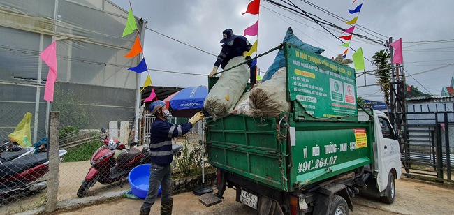 Ở Đà Lạt của Lâm Đồng, nông dân mang rác đến 14 phường là đổi được quà ngay và luôn- Ảnh 3.