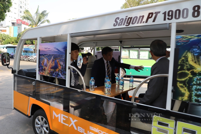 TP.HCM: Ra mắt xe điện phục vụ khách du lịch, giá vé cao nhất 250.000 đồng- Ảnh 5.