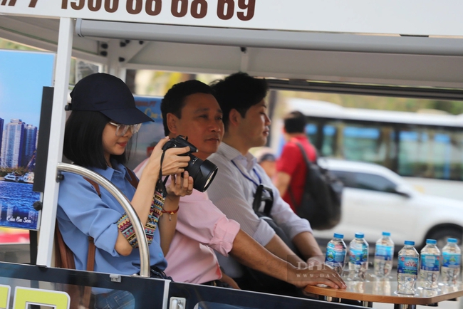 TP.HCM: Ra mắt xe điện phục vụ khách du lịch, giá vé cao nhất 250.000 đồng- Ảnh 3.