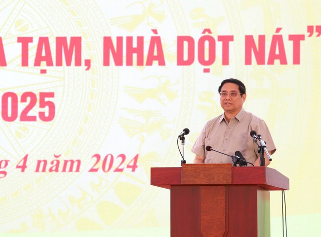 Thủ tướng Chính phủ Phạm Minh Chính phát động phong trào thi đua “Xóa nhà tạm, nhà dột nát” - Ảnh 1.