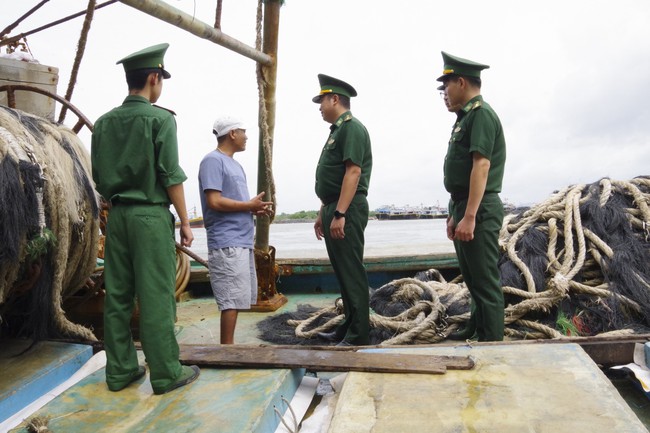 Hành trình gỡ thẻ vàng IUU: Lần đầu tiên truy tố, xét xử vụ án về khai thác thủy sản bất hợp pháp (Bài 3)- Ảnh 2.