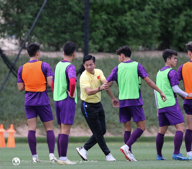 1 ngày trước khi U23 Việt Nam chốt danh sách, HLV Hoàng Anh Tuấn yêu cầu cao với học trò- Ảnh 1.