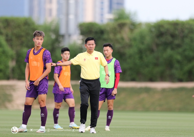 1 ngày trước khi U23 Việt Nam chốt danh sách, HLV Hoàng Anh Tuấn yêu cầu cao với học trò- Ảnh 4.