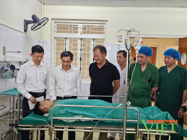 Bộ Y tế khám chữa bệnh miễn phí cho đồng bào các dân tộc Điện Biên- Ảnh 7.