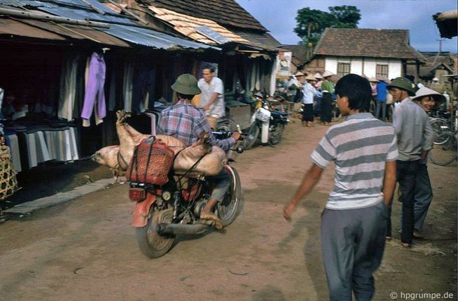 Sắc màu rực rỡ của chợ Điện Biên Phủ năm 1992- Ảnh 5.