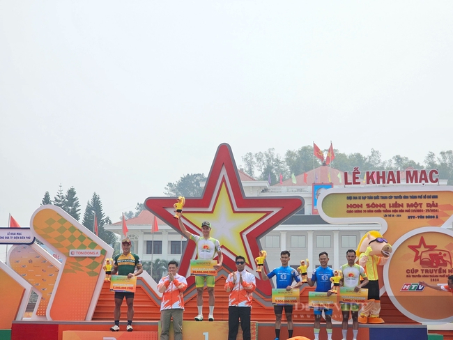 Khai mạc cuộc đua xe đạp 2.700km dọc đất nước, kỷ niệm 70 năm chiến thắng Điện Biên Phủ- Ảnh 6.