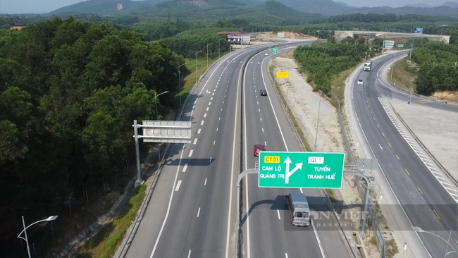 Không xử phạt xe hạng nặng đi vào cao tốc Cam Lộ-La Sơn trong 1-2 tuần đầu có quy định cấm- Ảnh 6.