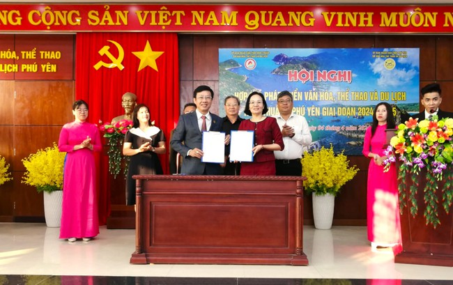Ninh Thuận - Phú Yên bắt tay phát triển du lịch, văn hoá... - Ảnh 1.