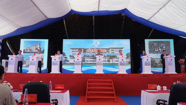 Thủ tướng Phạm Minh Chính dự lễ khởi công dự án bệnh viện đạt tiêu chuẩn quốc tế ở Huế- Ảnh 1.